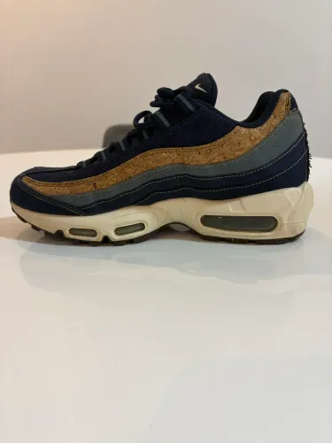 Tênis Nike Air Max 95 Edição Especial