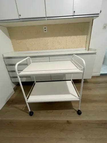 Carinho auxiliar