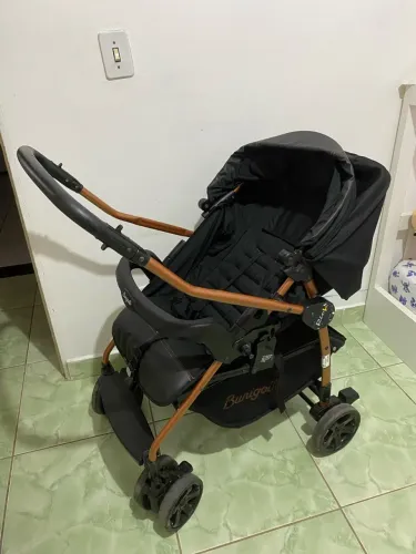Carinho de bebê Burigotto Rio K