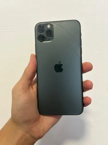 Iphone 11 Pro Max 64GB - Preto - Perfeito estado só carrega desligado