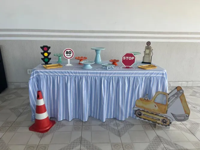 Toalha de mesa + tema de festa infantil