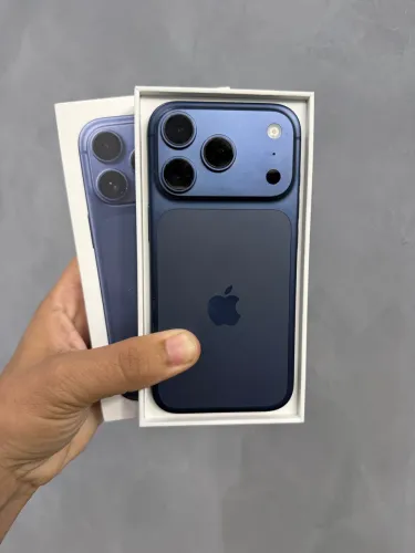 iphone 17 Pro 256(Semi) Gar 04/2027 Bat 100% 30?ciclos