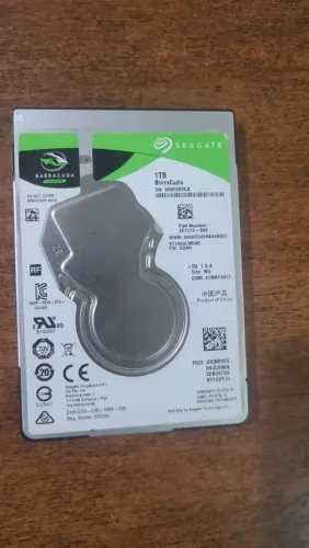 Vendo HD notebook seagate barracuda slim 1TB leiam a descrição do anúncio