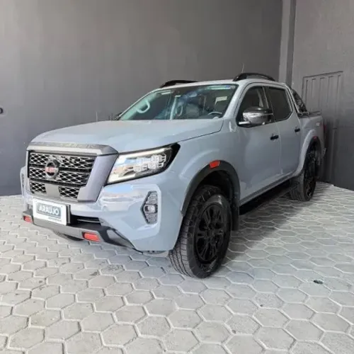 Nissan Frontier Pro4x CD 4X4 2.3 Bi-TB Die. AUT 2023