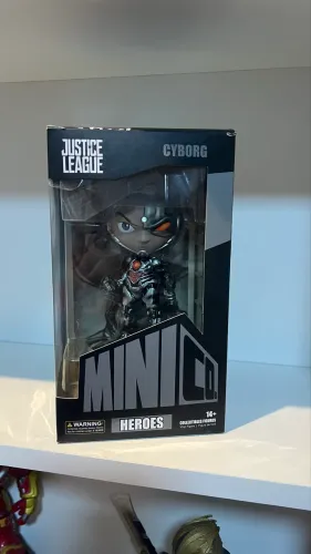 Iron Studios minico 