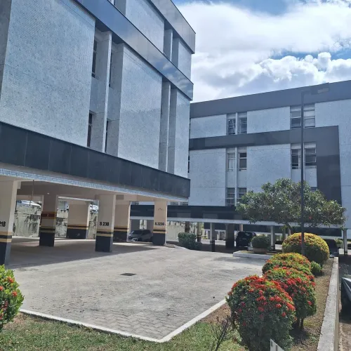 Kit/ Unidade, Mobiliado com Garagem,  Ed. Toscana, Asa Norte, Ótima  Locação.
