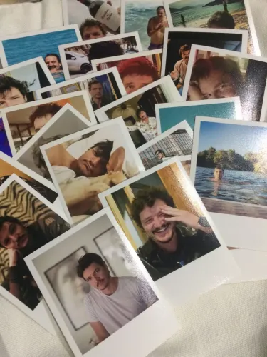 Polaroids Pedro Pascal - Coleção exclusiva 