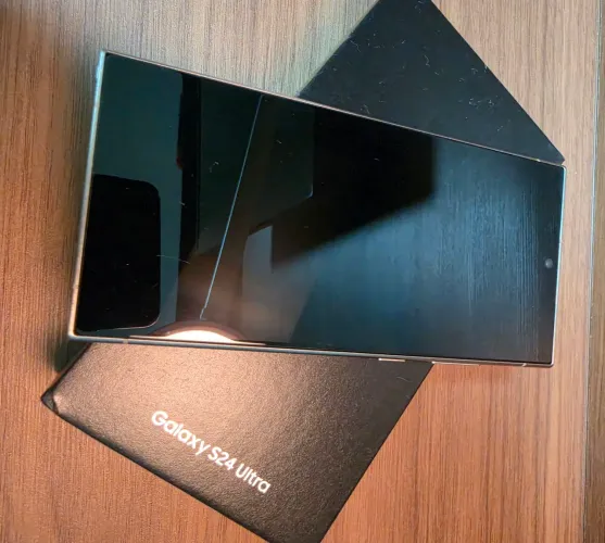 Samsung Galaxy S24 Ultra 512Gb o mais novo do Brasil Dourado