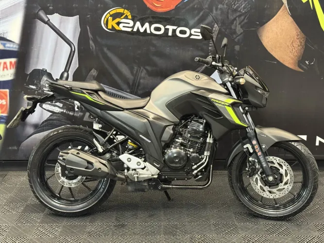 YAMAHA FZ25 250 FAZER FLEX 2024 * 23.012Kms