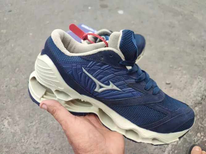 Tênis Mizuno Wave Prophecy