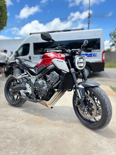 HONDA CB 650R 2024