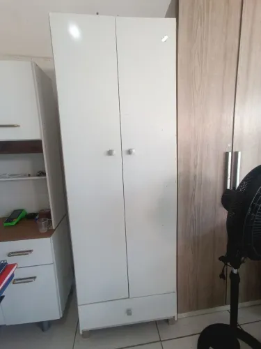 Roupeiro solteiro