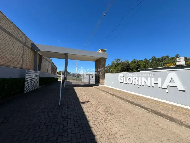 Casa em Condomínio Fechado em Glorinha - Acabamento de Alto Padrão, Segurança e Conexão co