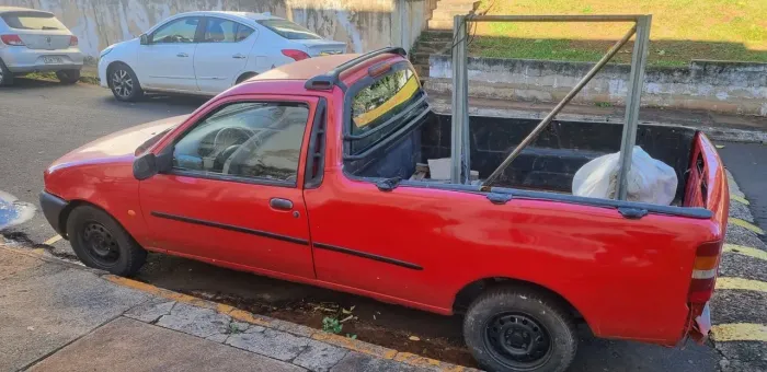 Ford Courier 1.3i/furgão 2000