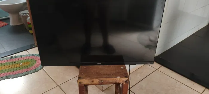 SMART TV 32 POLEGADAS (ROKU TV)