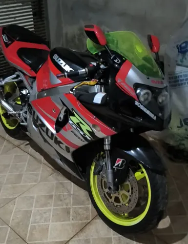 Suzuki srad Gsxr 750