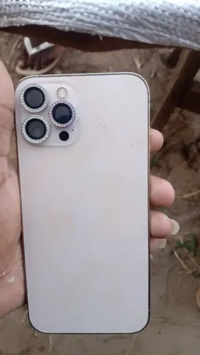 Troco iPhone 13 Pro Max ou vendo