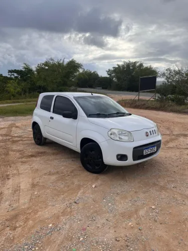 Fiat Uno Vivace Celeb. 1.0 EVO F. Flex 8V 3P 2014