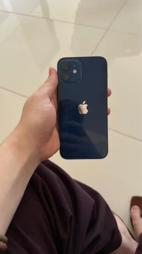 ? iPhone 12 Azul - 128GB