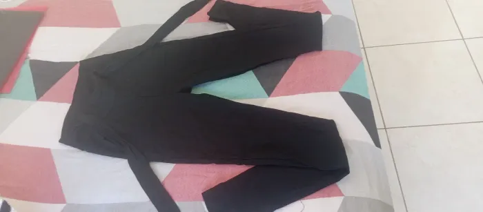 Calça com elastano