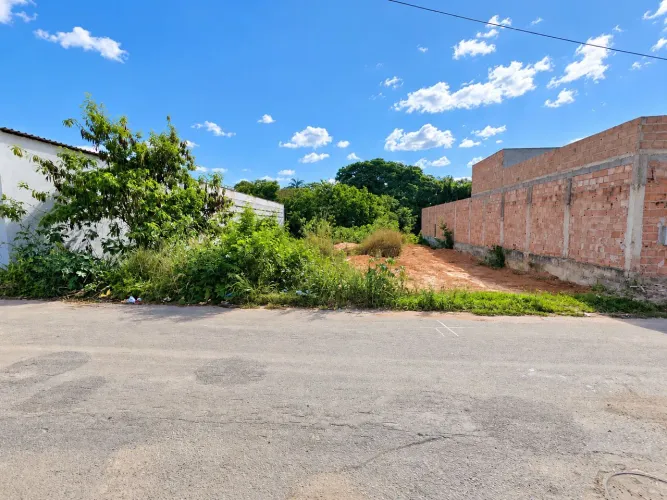 Lote 900m² padre teodoro