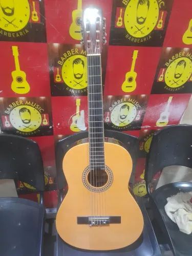 Violão mesnples cordas de nailon aceito cartão e pix