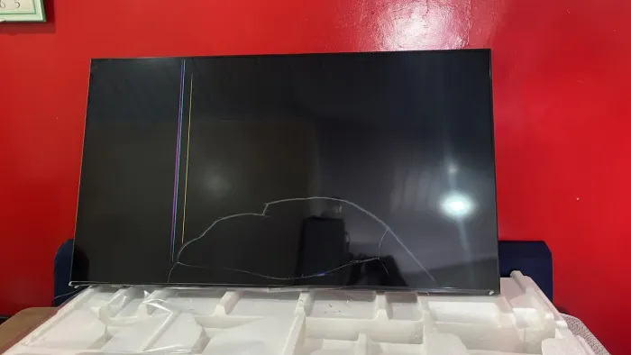Tv Sansung 55 4k.trincada .controle solar 