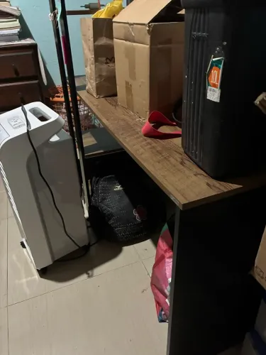 Mesa + cadeira de escritório novos