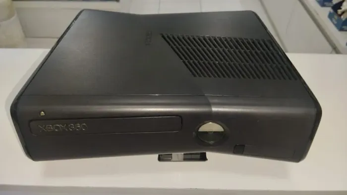 XBOX 360 SLIM