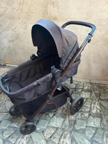 Carrinho de bebê MOISÉS