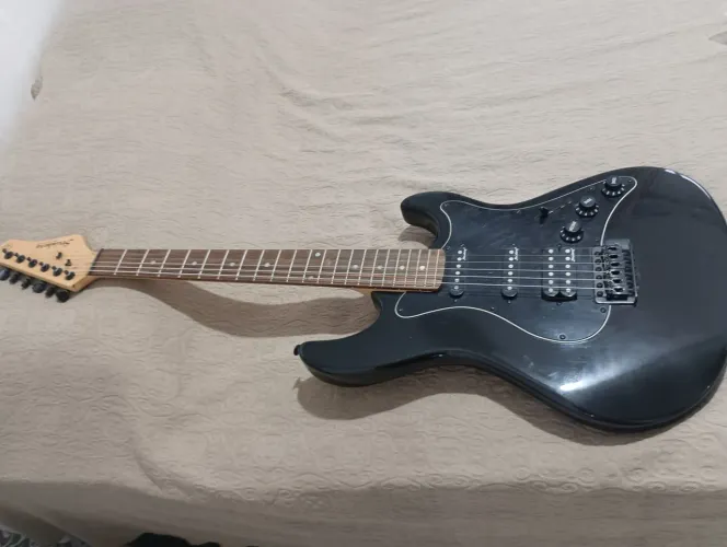 Guitarra Strinberg