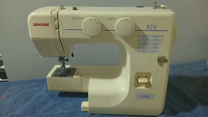 Máquina de costura Janome
