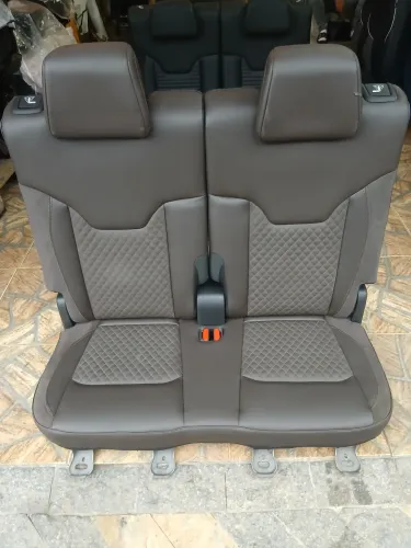 Banco 6 e 7 lugar jeep commander  ótimo para adaptar 