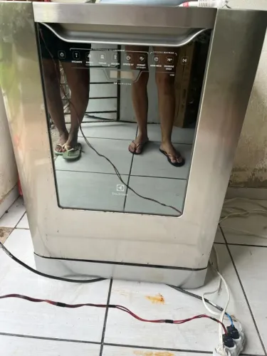 Máquina de lavar louças 