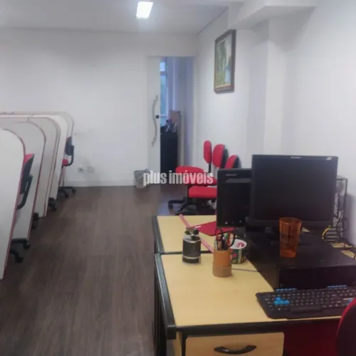 Conjunto Comercial com excelente localização.