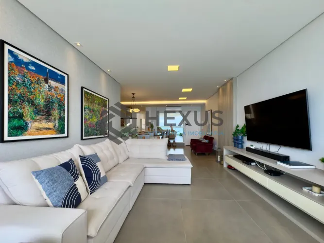 Apartamento reformado frente mar com varanda gourmet e lazer na Praia das Asturias, Guaruj