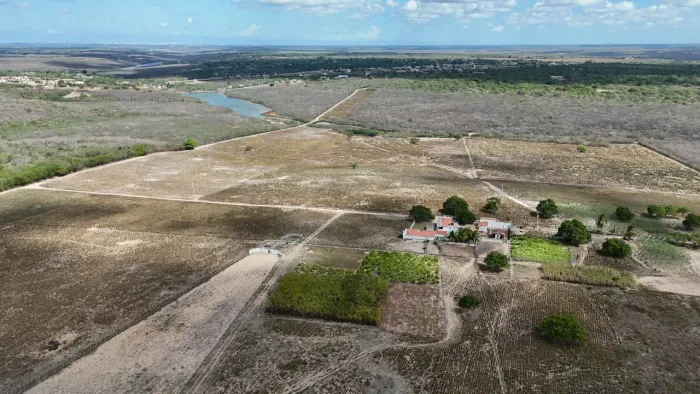 Fazenda com 3 dormitórios à venda, 1000000 m² por R$ 2.500.000,00 - Macaíba - Macaíba/RN