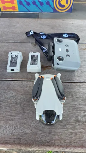 Drone dji mini 3 - com baterias extra