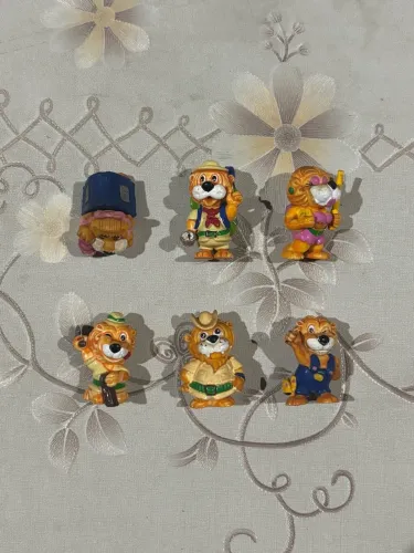 Coleção com 6 Leoventuras Kinder Ovo
