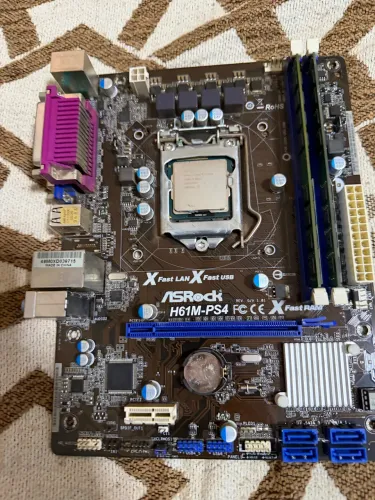 Placa mãe c processador i3 e memória dr3 e colher 
