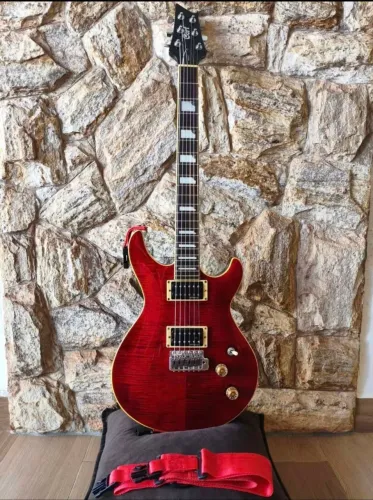 Guitarra Cort M600T + correia Dimarzio