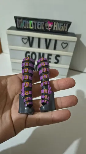 Monster High bota Clawdeen
