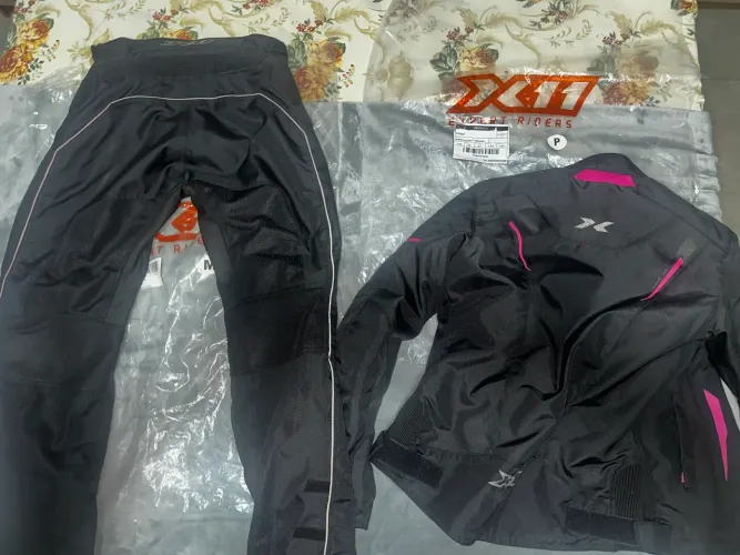 Conjunto X11 feminino jaqueta e calça