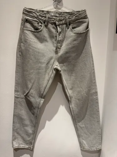 calça jeans cinza zara tamanho 42 veste 38/40