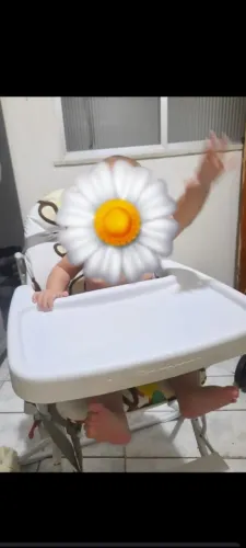 Cadeirinha de alimentação 