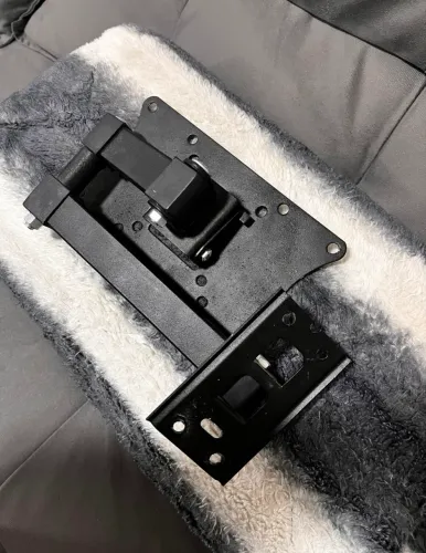 Vende-se suporte para TV articulado