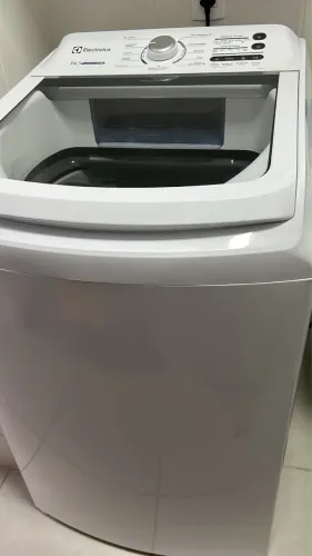 Máquina de lavar Eletrolux 14kg