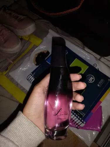 Perfume Luna, novo.