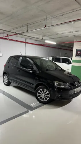 Volkswagen Fox 1.6 MI Total Flex 8V 5P 2014