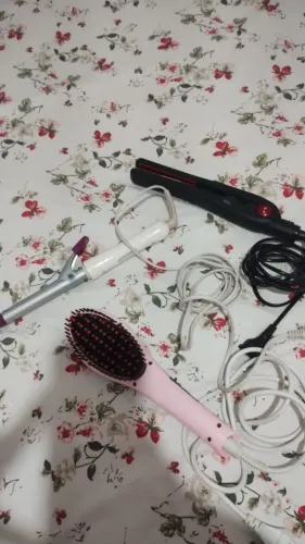 Vende-se kit chapinha, escova elétrica e modelador de cachos (babyliss)